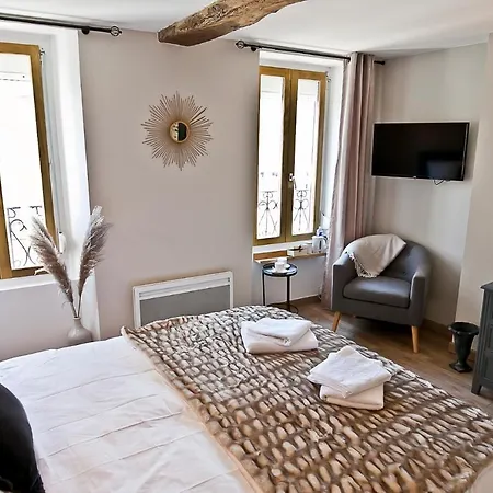 Meuble De Tourisme, Les Du Beffroi 3*