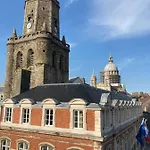 Meuble De Tourisme, Les Du Beffroi فندق مبيت وإفطار 3*