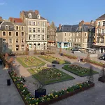 Meuble De Tourisme, Les Du Beffroi 3*