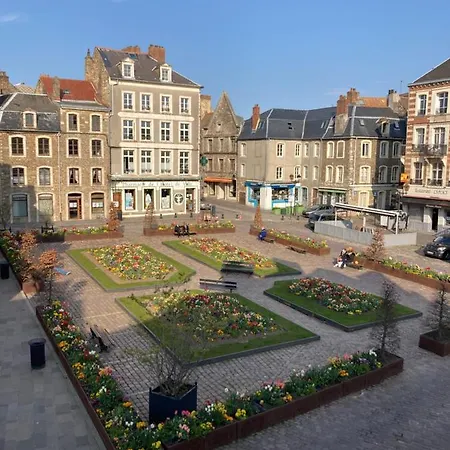 Meuble De Tourisme, Les Du Beffroi 2*