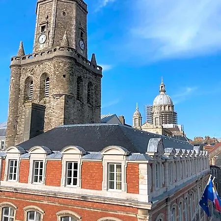 Meuble De Tourisme, Les Du Beffroi לינה וארוחת בוקר