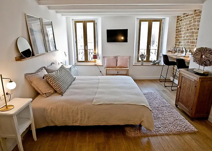 Bed & Breakfast Meublé De Tourisme, Les Du Beffroi 3*
