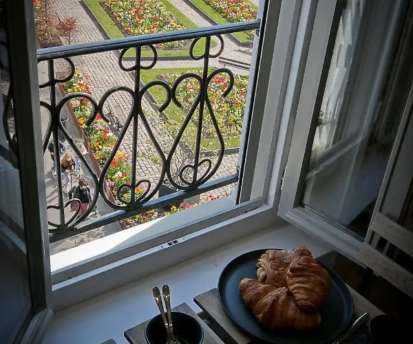Bed & Breakfast Meublé De Tourisme, Les Du Beffroi